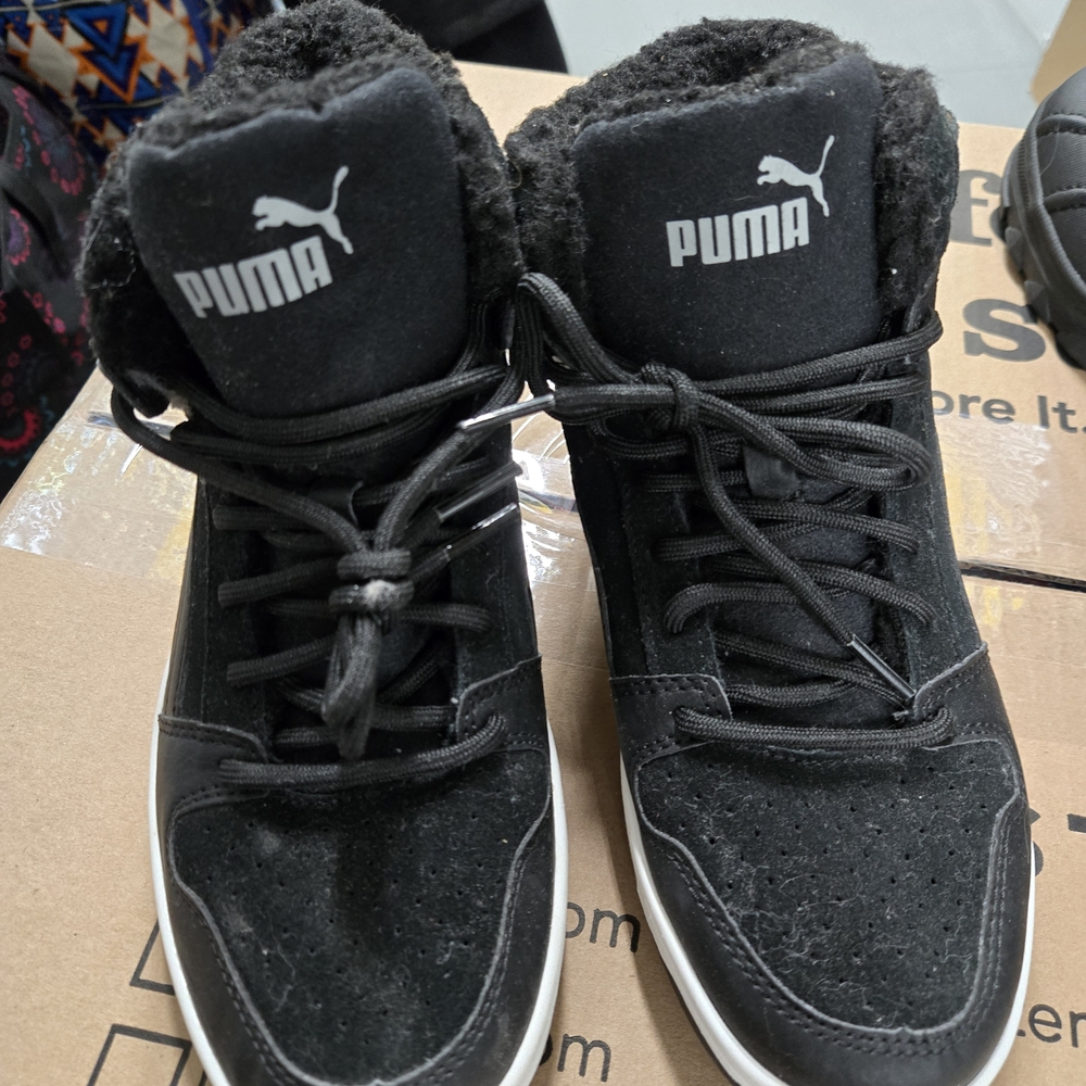 Warm Puma Boys's Black High-Top Sneakers